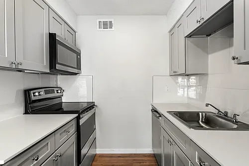 405 Root Ave Photo 1