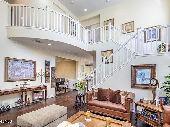 5th image of 63 Knollwood Cir