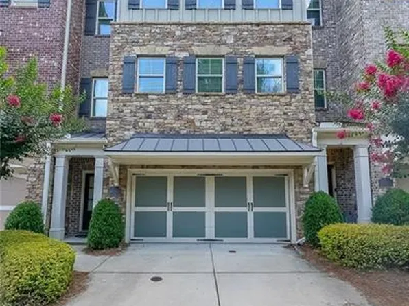 915 Dumaine Trce, Sandy Springs, GA 30328