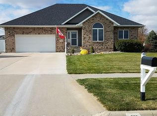 308 E 52nd St, Kearney, NE 68847