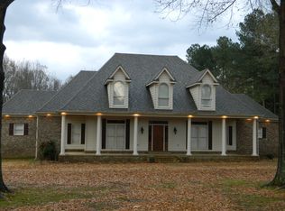 530 Poplar Acres Rd, Piperton, TN 38017