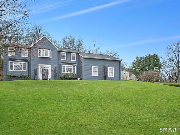 3rd image of 104 Old Farms Road