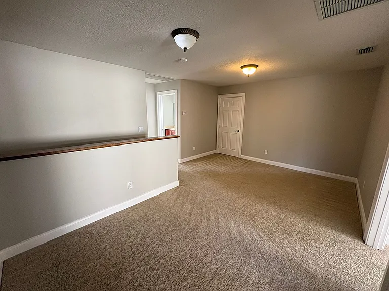 6931 Lucca St — Photo 21