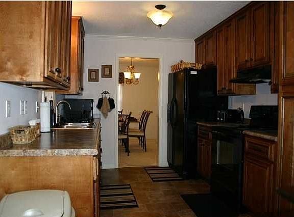 4th image of 217 51st St