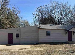 419 Birch St, Perry, OK 73077