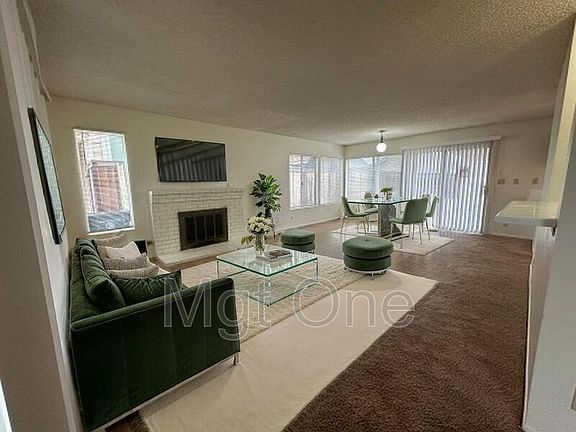 5th image of 23575 Parkland Ave