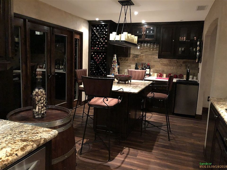 1st image of 3011 Orleans E