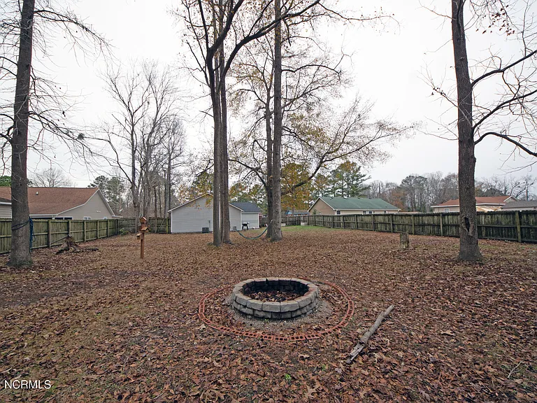223 Summersill School Rd — Photo 31