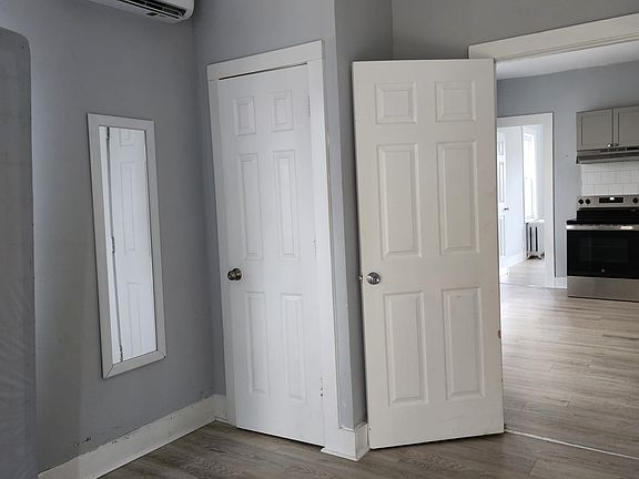 2nd image of 438 S 7th Ave #1
