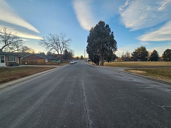5th image of 7850 W 59th Ave