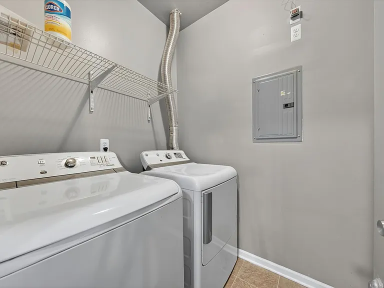 23668 Northstone Village Dr — Photo 27