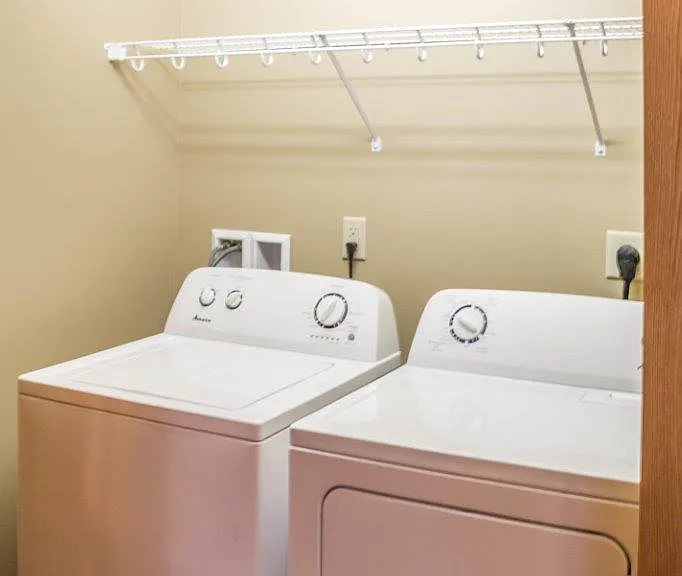 Tiyata Place Apartments — Photo 9