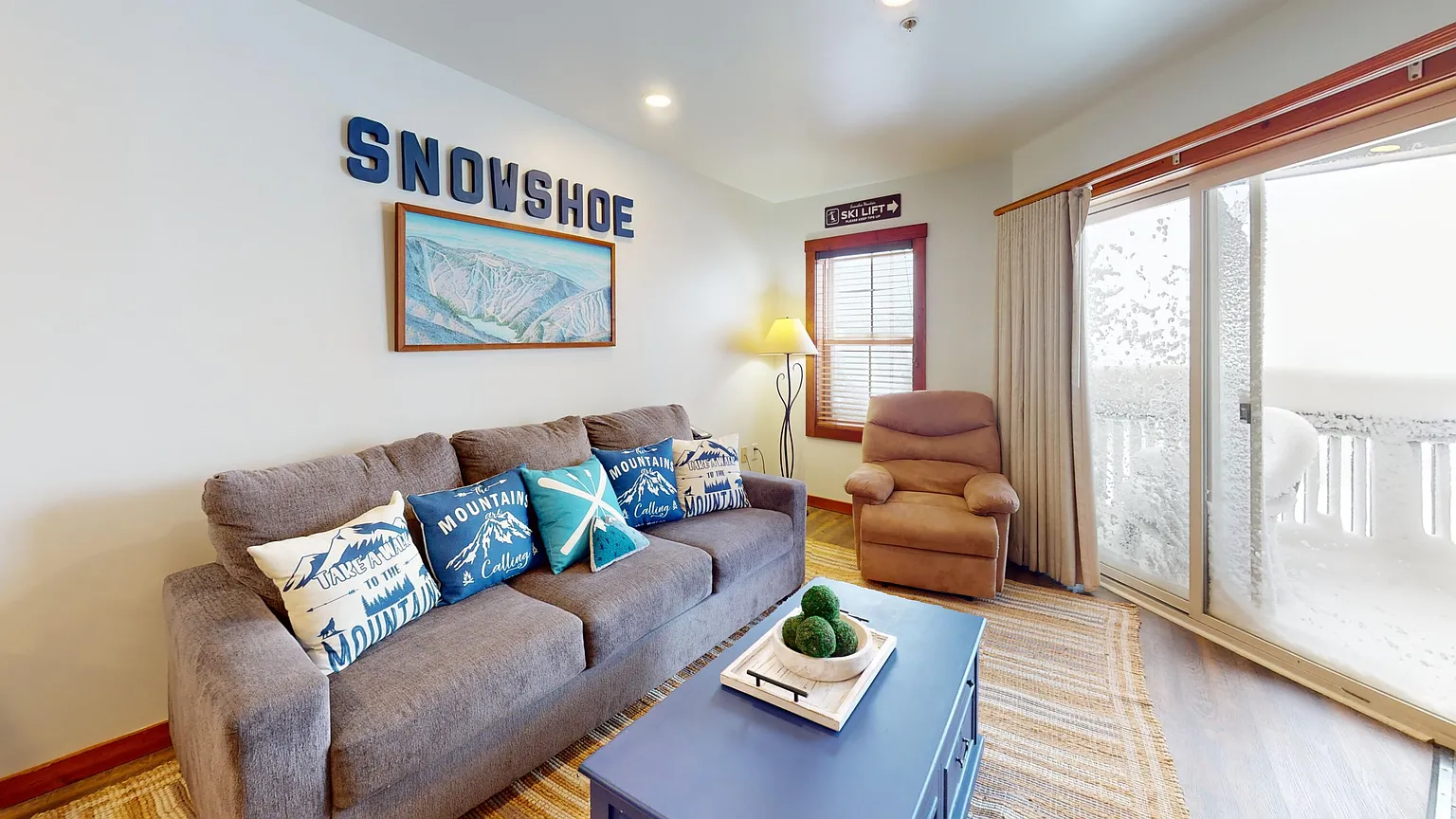 317 Highland House Snowshoe Ave photo 1