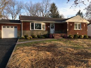 95 Forest Ave, Berkeley Heights, NJ 07922