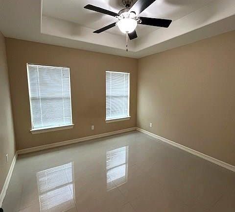 5th image of 1226 Helena Dr