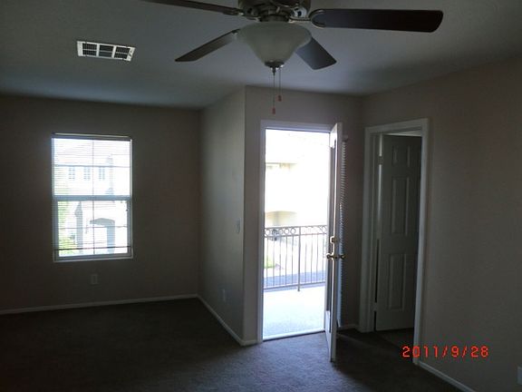 4th image of 7439 Margollini St