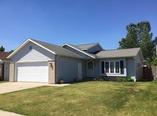 729 48th St S, Fargo, ND 58103