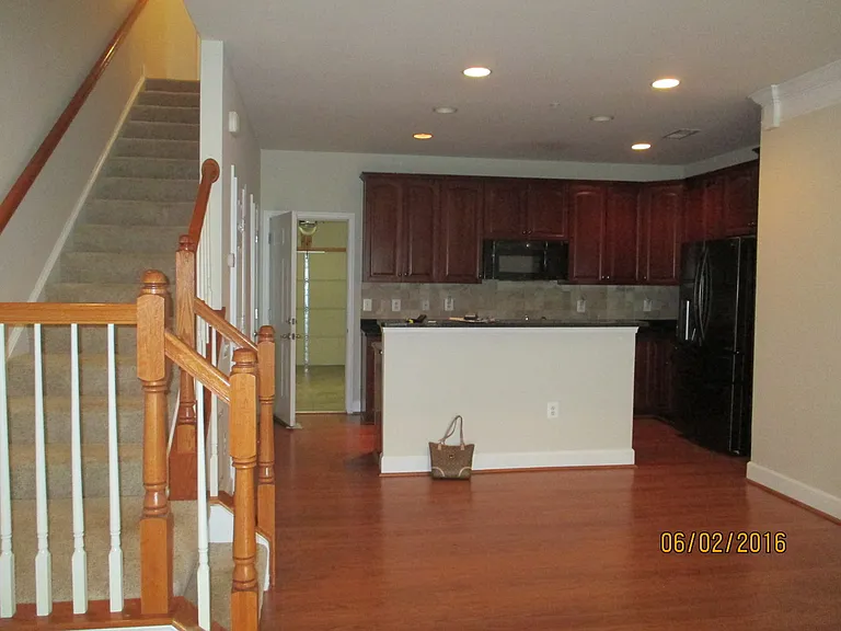 14784 Potomac Branch Dr — Photo 4