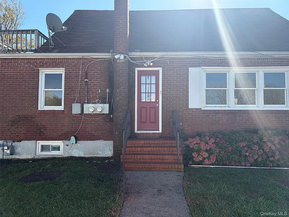 620 Monroe Blvd #UPPER