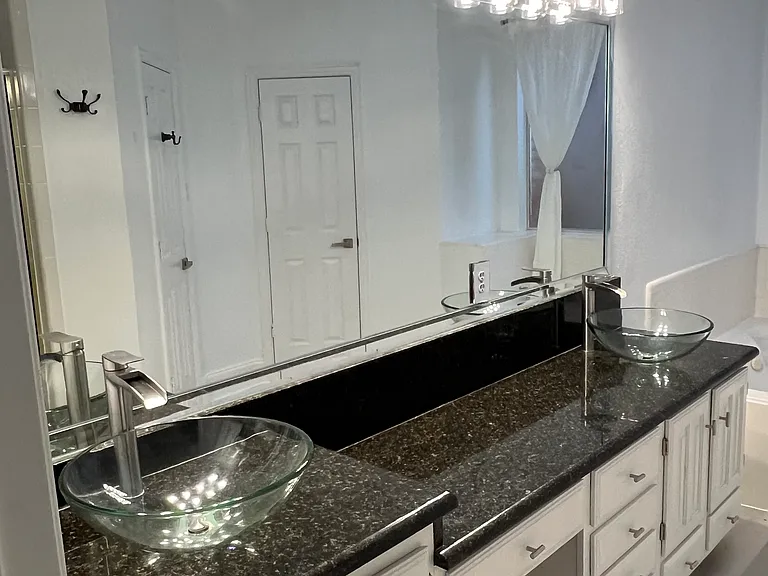 7717 Lakecrest Ct — Photo 19
