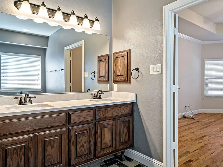 6523 Prairie Flower Trl — Photo 26