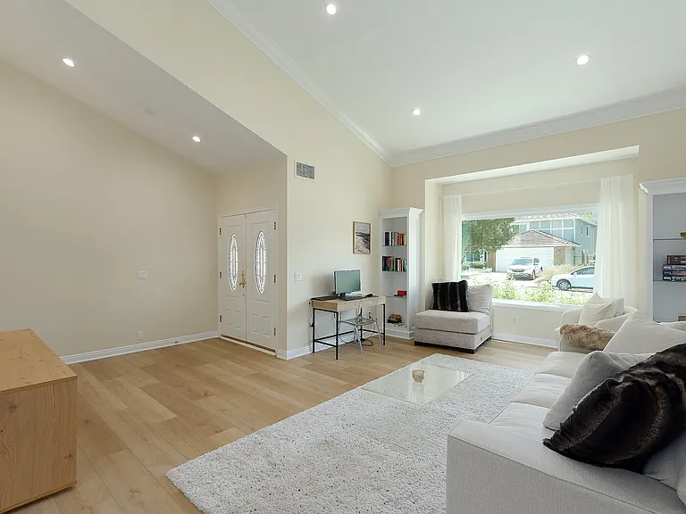 5557 Adelina Ct — Photo 11