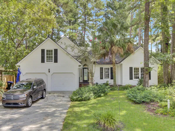 1024 Crooked Stick Ct, Summerville, SC 29483