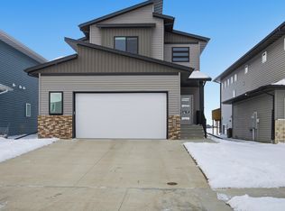 2734 12th St W, West Fargo, ND 58078