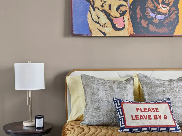 117 East 57th Street image 7 of 11