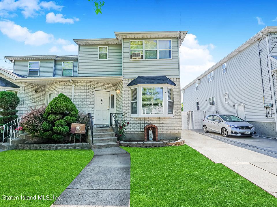 1st image of 87 Pemberton Ave