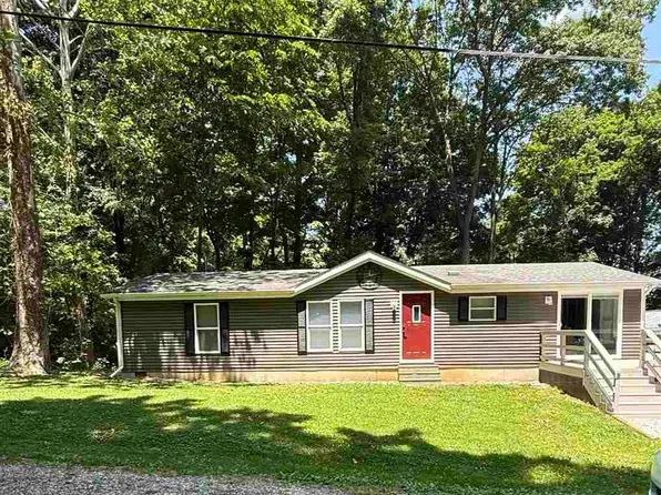 105 Crab Apple Rd, Reelsville, IN 46171