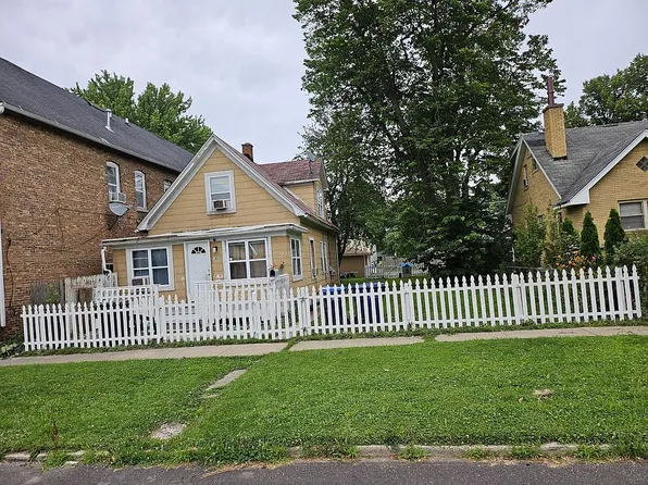 1423 Victoria Ave, North Chicago, IL 60064