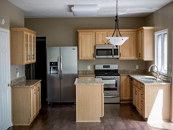 4th image of 1950 Crystal View Ct SE
