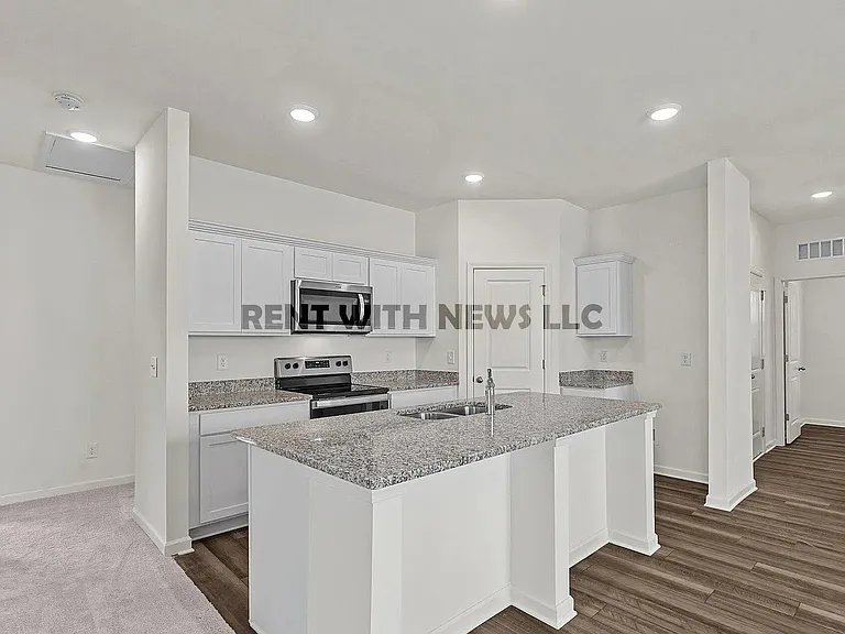 3021 Winding Ridge Dr — Photo 3