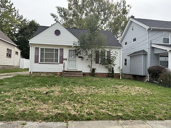 2nd image of 5173 Greenhurst Dr