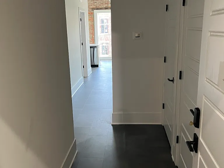 145-145 E Main St #147-300 — Photo 11