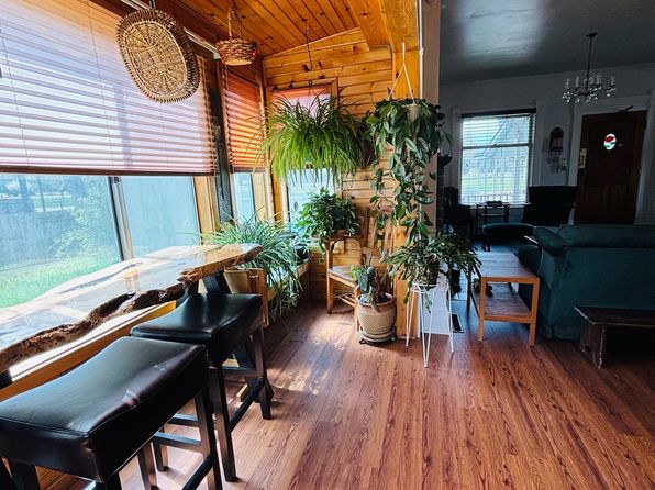90 N Depot St