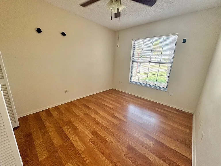 2224 Fairmont Cir — Photo 17