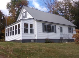 62 McAllister Rd, Irasburg, VT 05845