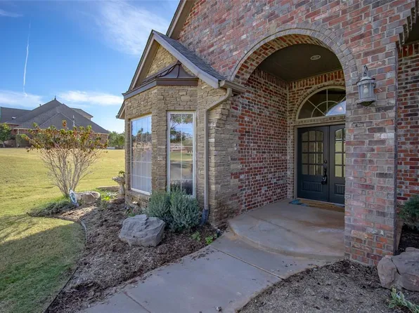 7902 Cardinal Ridge Dr, Edmond, OK 73034