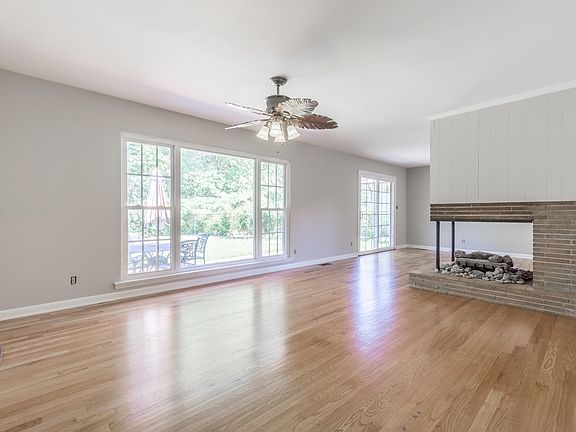 5th image of 5525 Crestview Dr