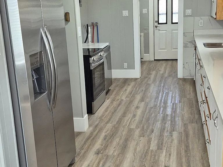 1011 N Front St — Photo 19