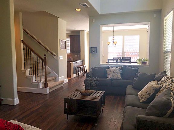 4th image of 2670 Cedar Springs Ln