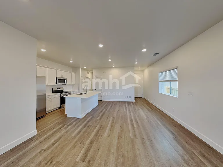 10026 Atchinson Ct — Photo 7