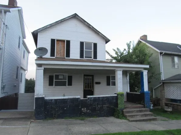 302 Washington St, Connellsville, PA 15666