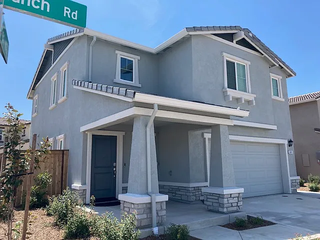 6001 Grazing Ranch Rd — Photo 1
