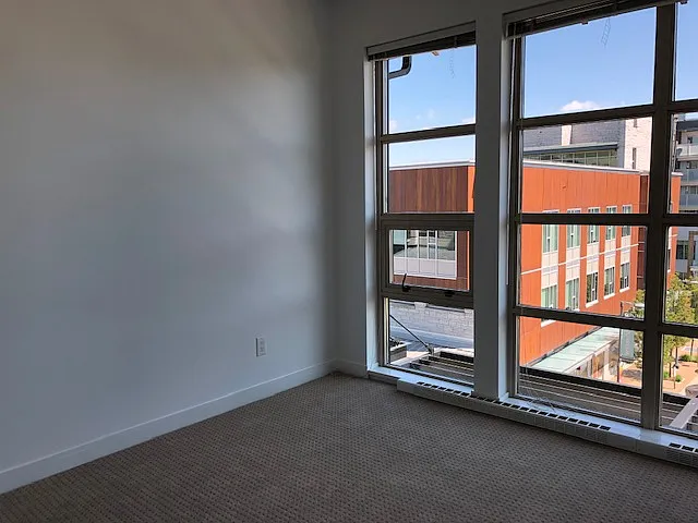 3233 Wesbrook Mall — Photo 45