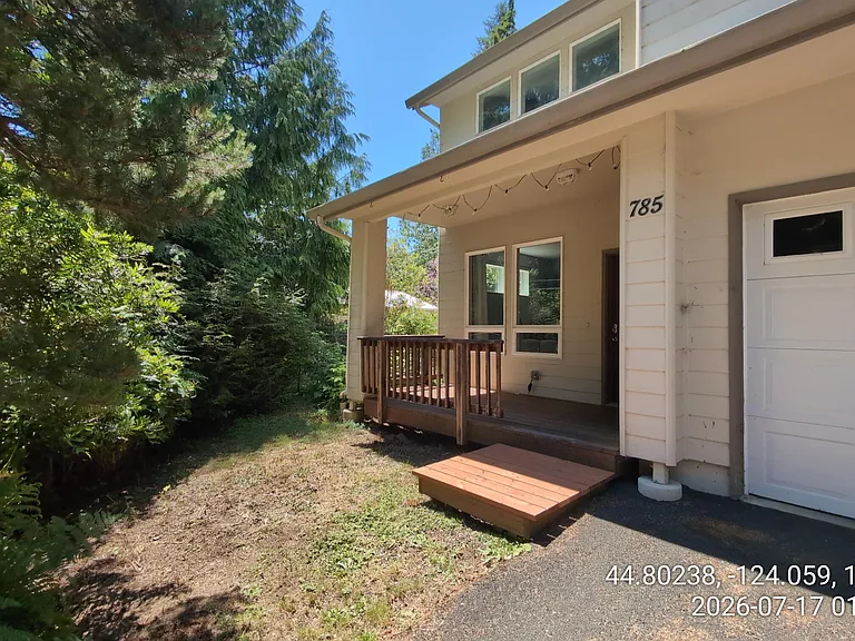785 Indian Trail Rd — Photo 14