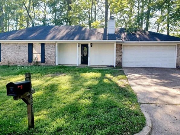 4025 Torrey Pines Dr, Jackson, MS 39272
