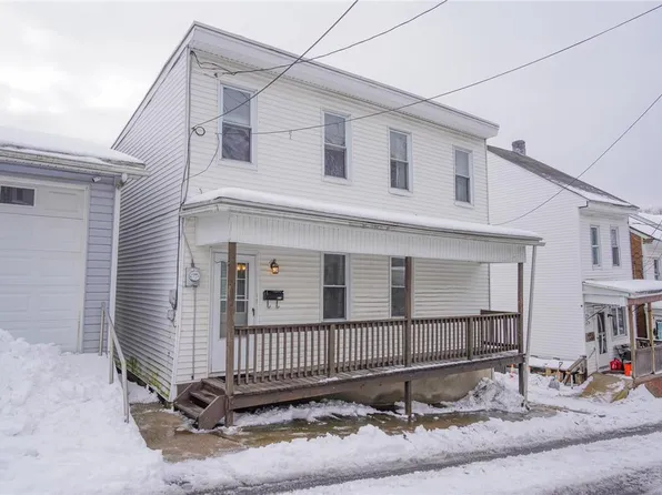 312-314 W Chester St, Shenandoah, PA 17976